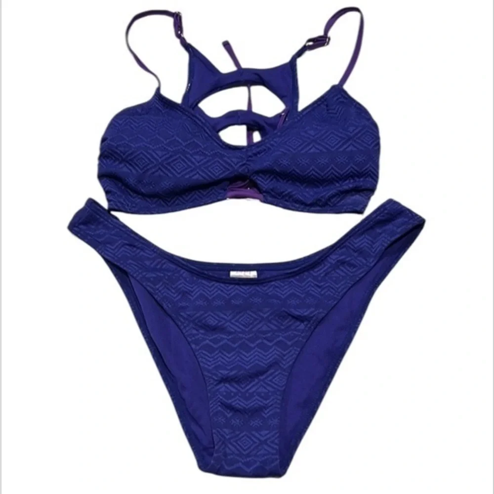 Xhilaration Purple textured bikini swim set size medium large new